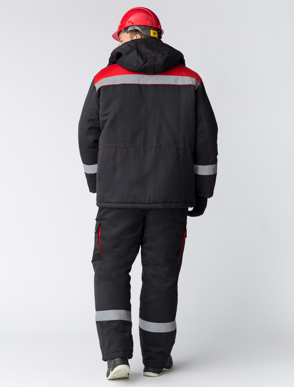 Костюм зимний Титан (тк.Смесовая,210) п/к, черный/красный